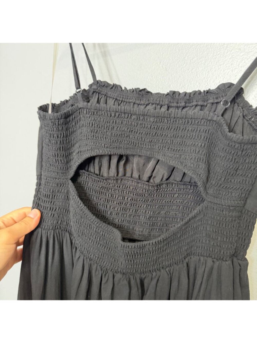AMERICAN EAGLE black open back smocked cami dress size M - Picture 3 of 6